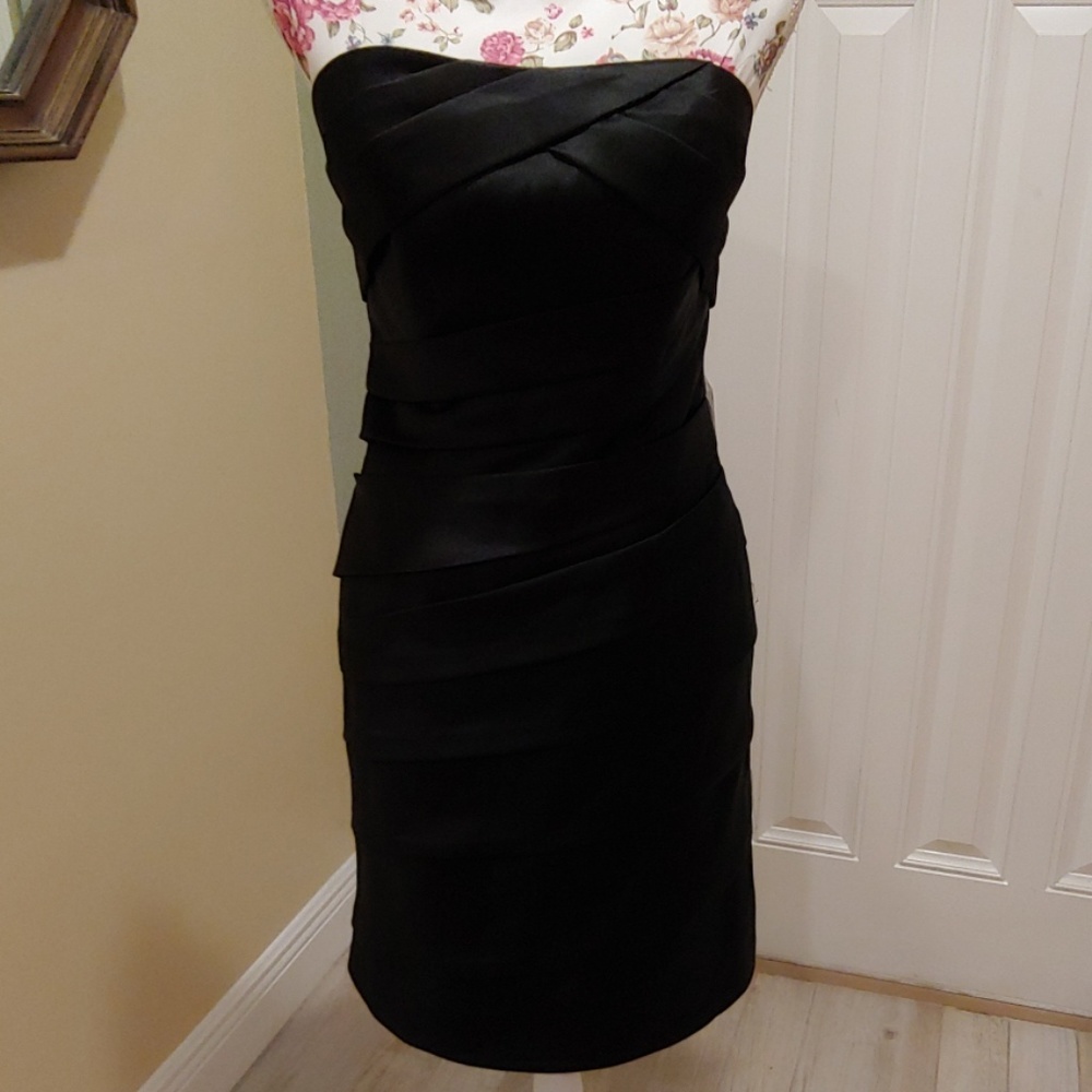 Eden bridesmaid black strapless dress NWT SZ 8